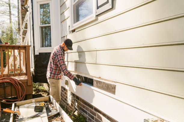 Top rated local Storm Damage Siding Repair specialists in Glenville, CT